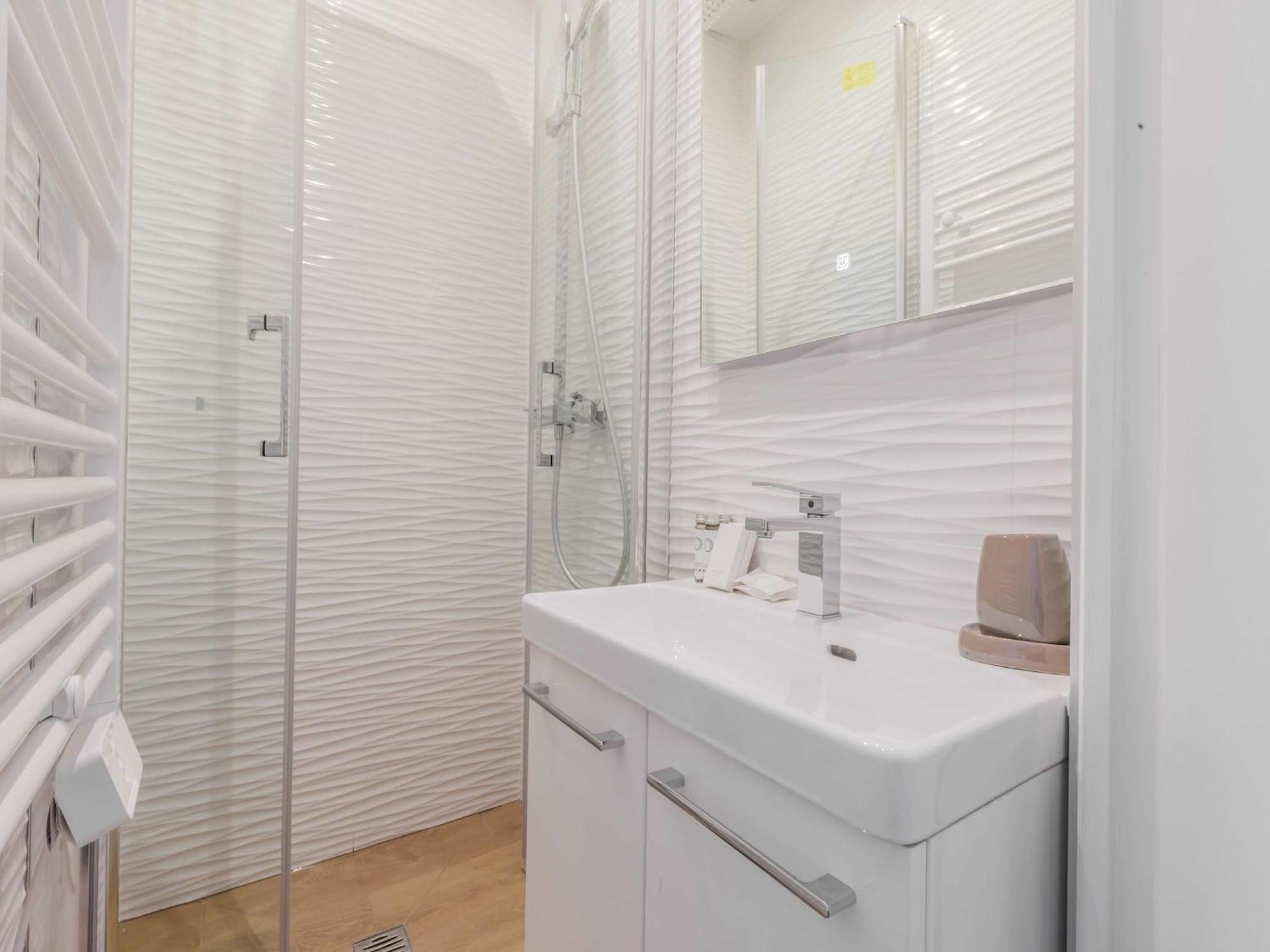 16eme Ar - Bail Mobilite Holiday home